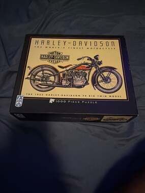 FX Schmid Harley-Davidson 1000 Piece Puzzle 1933 Harley-Davidson 74 Big Twin Mod